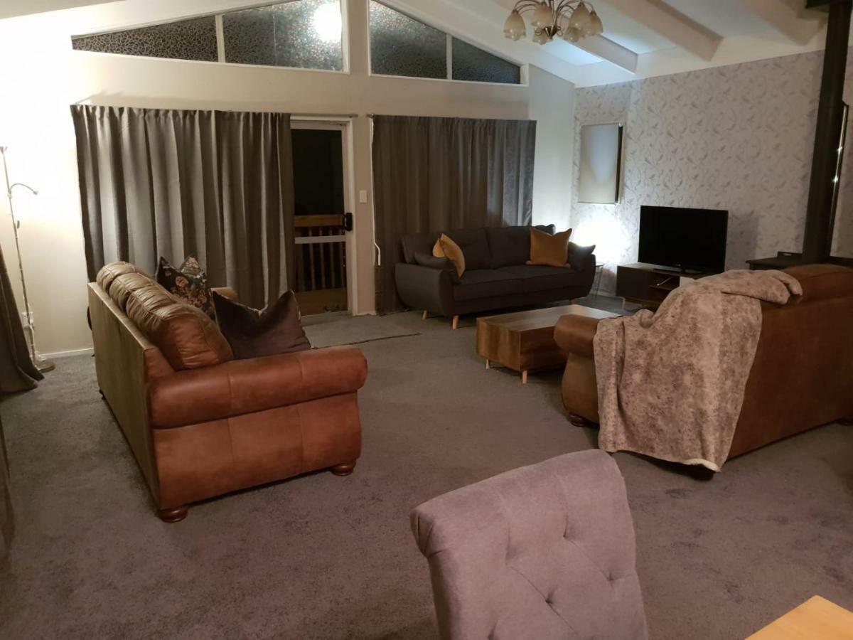 B, D & D Bed And Breakfast Taupo Eksteriør bilde