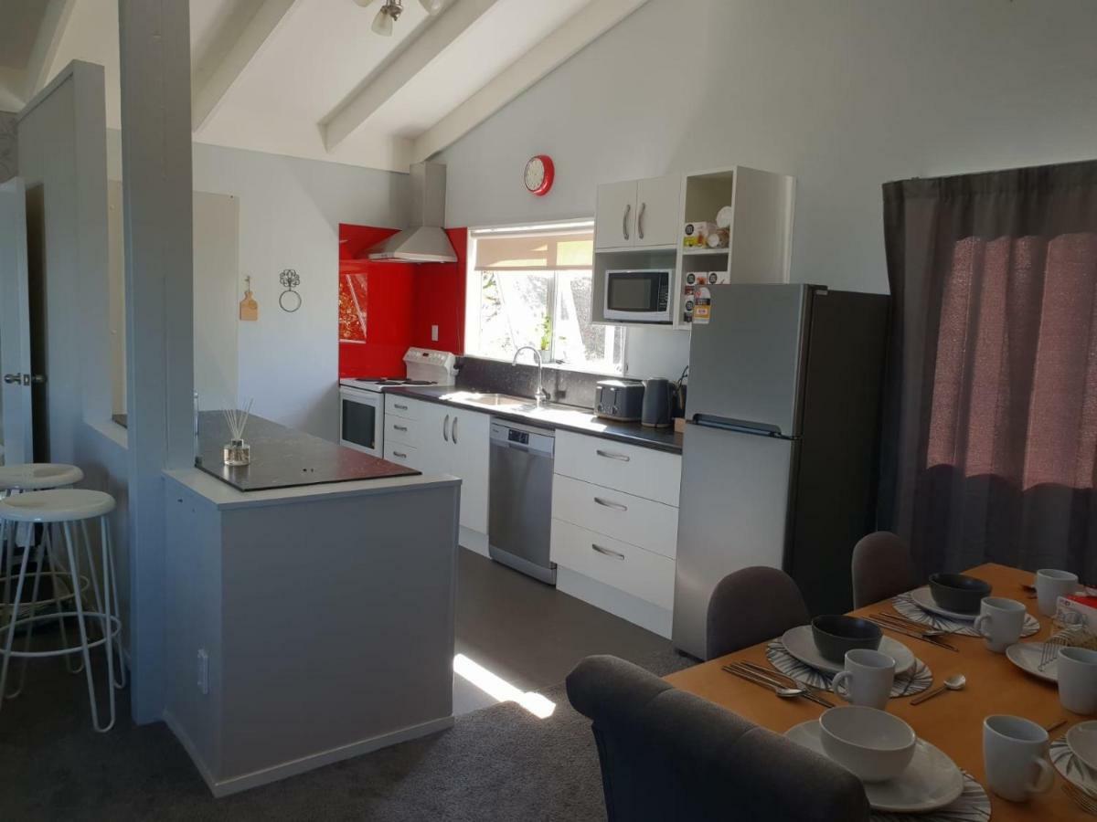 B, D & D Bed And Breakfast Taupo Eksteriør bilde
