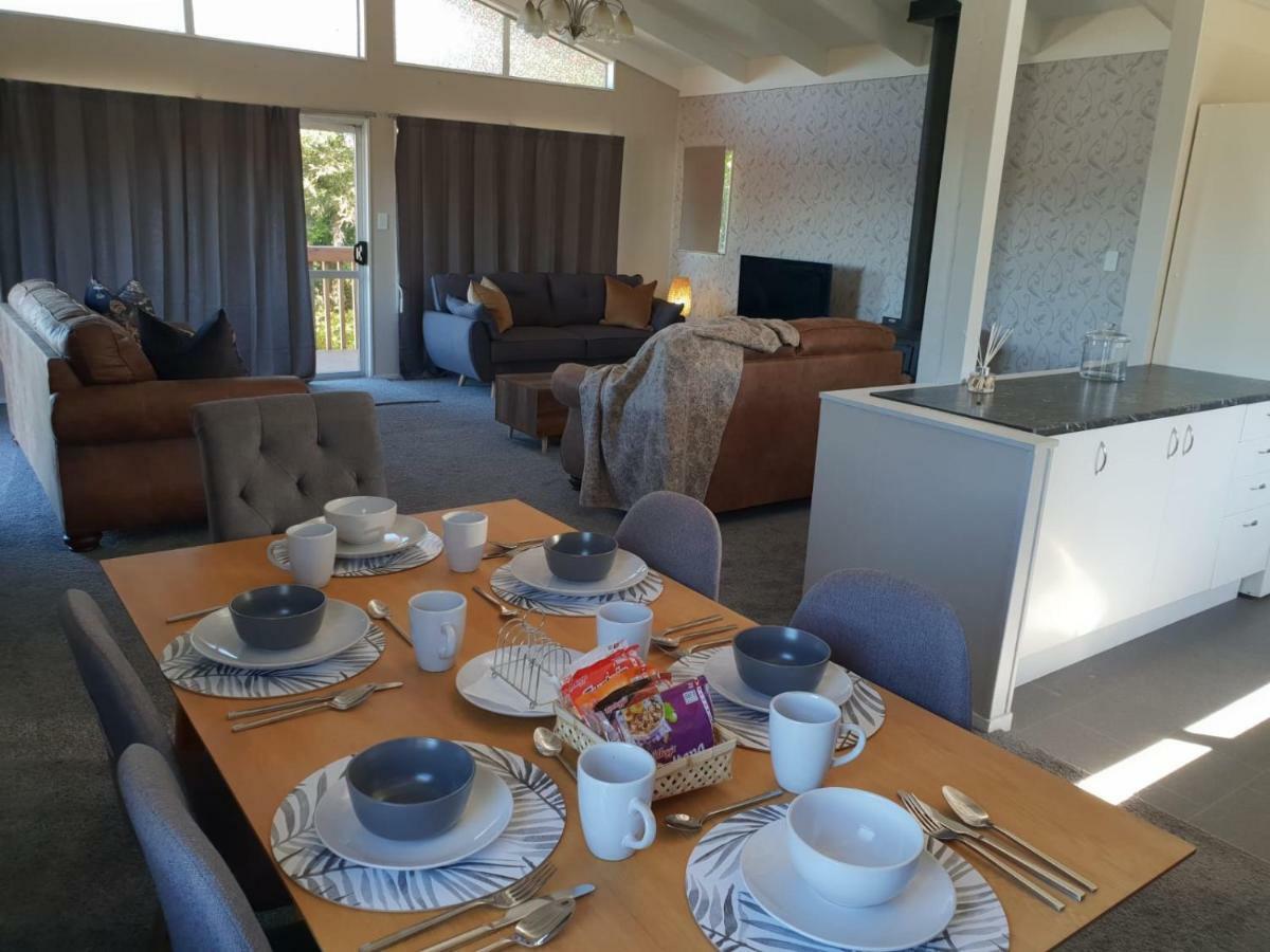 B, D & D Bed And Breakfast Taupo Eksteriør bilde
